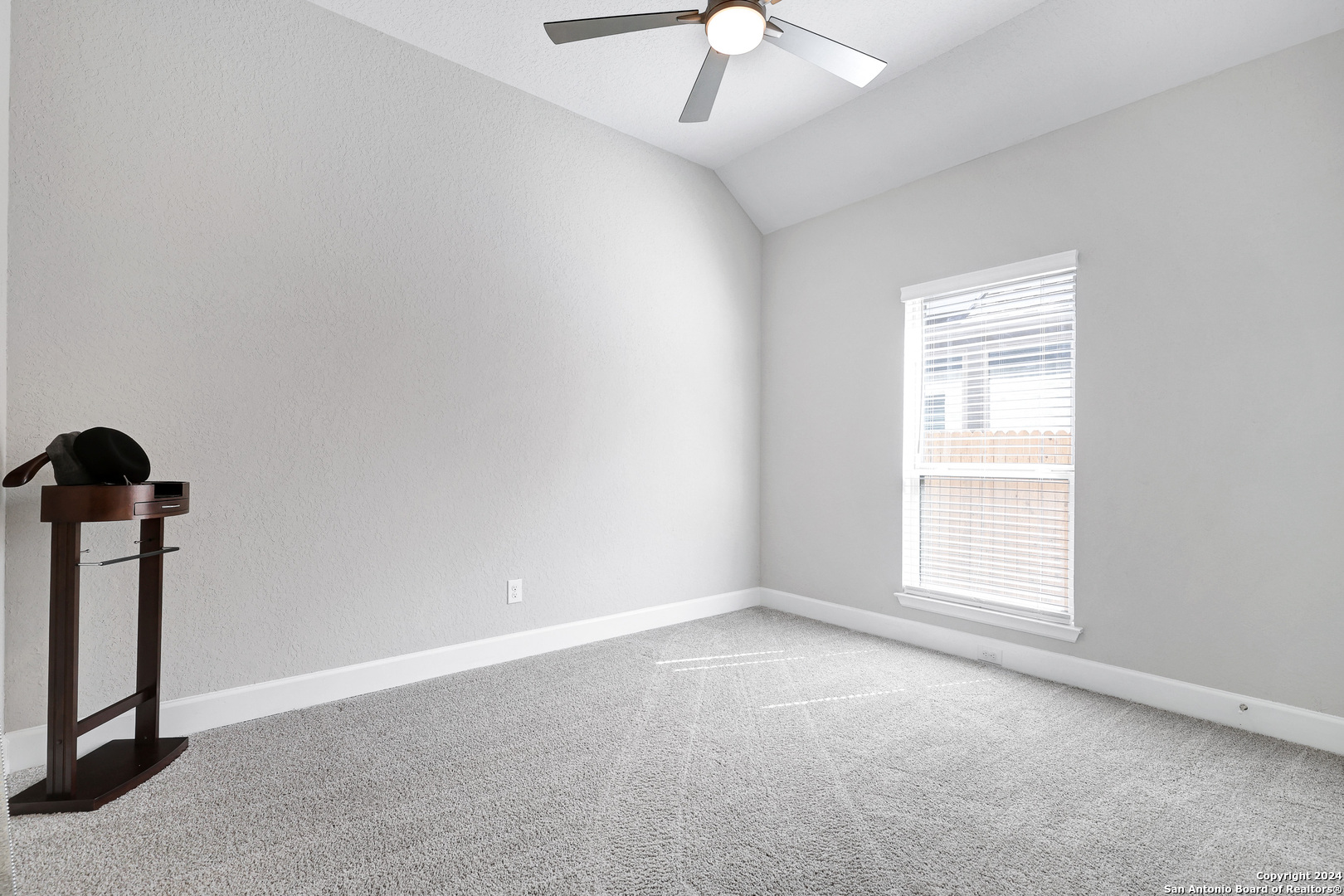 12625 DRAGONFLY LN