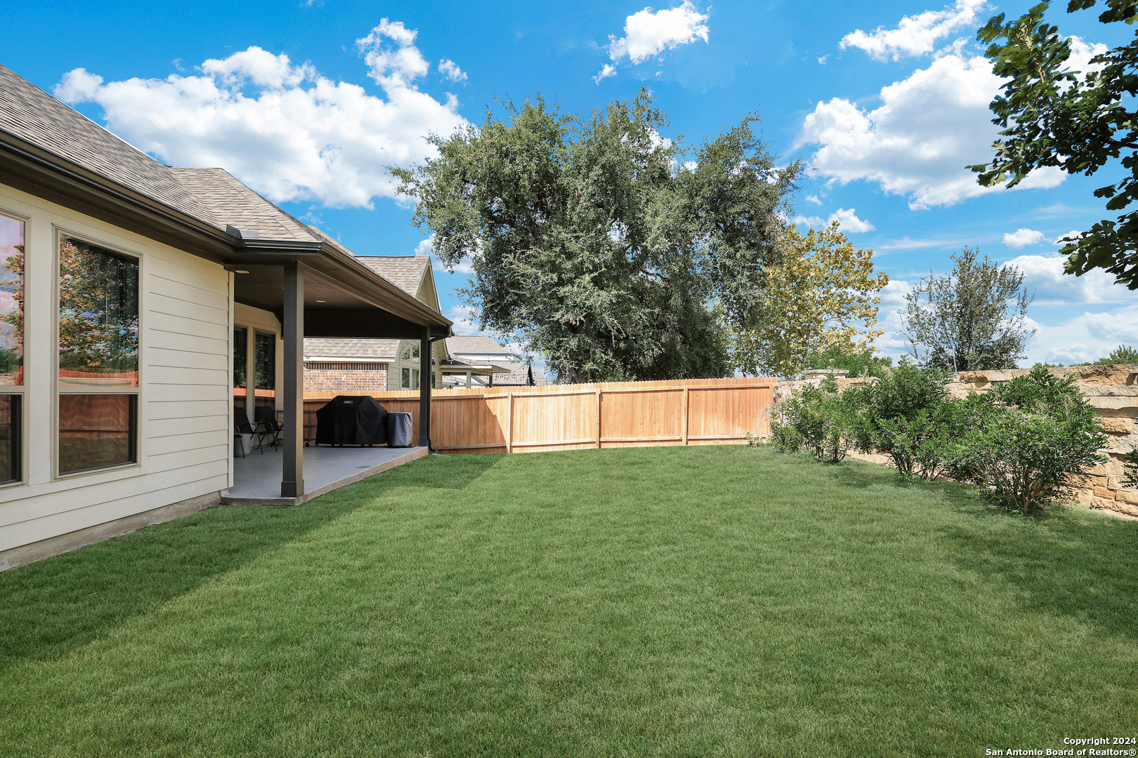 12625 DRAGONFLY LN