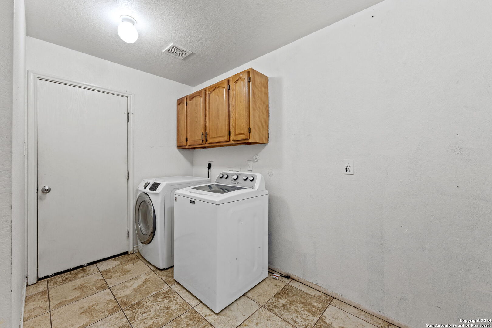 10711 BAYHILL DEN