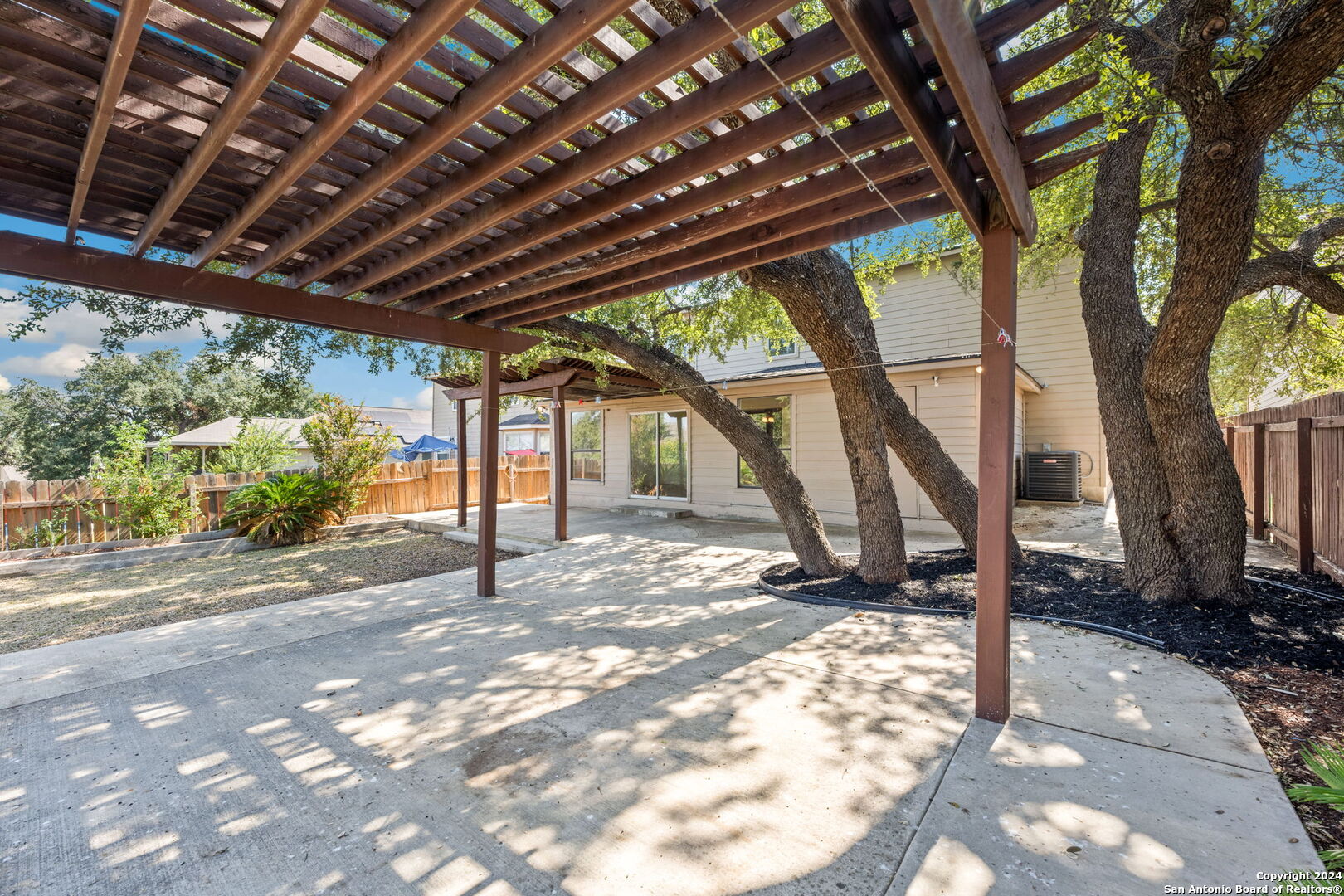 10711 BAYHILL DEN