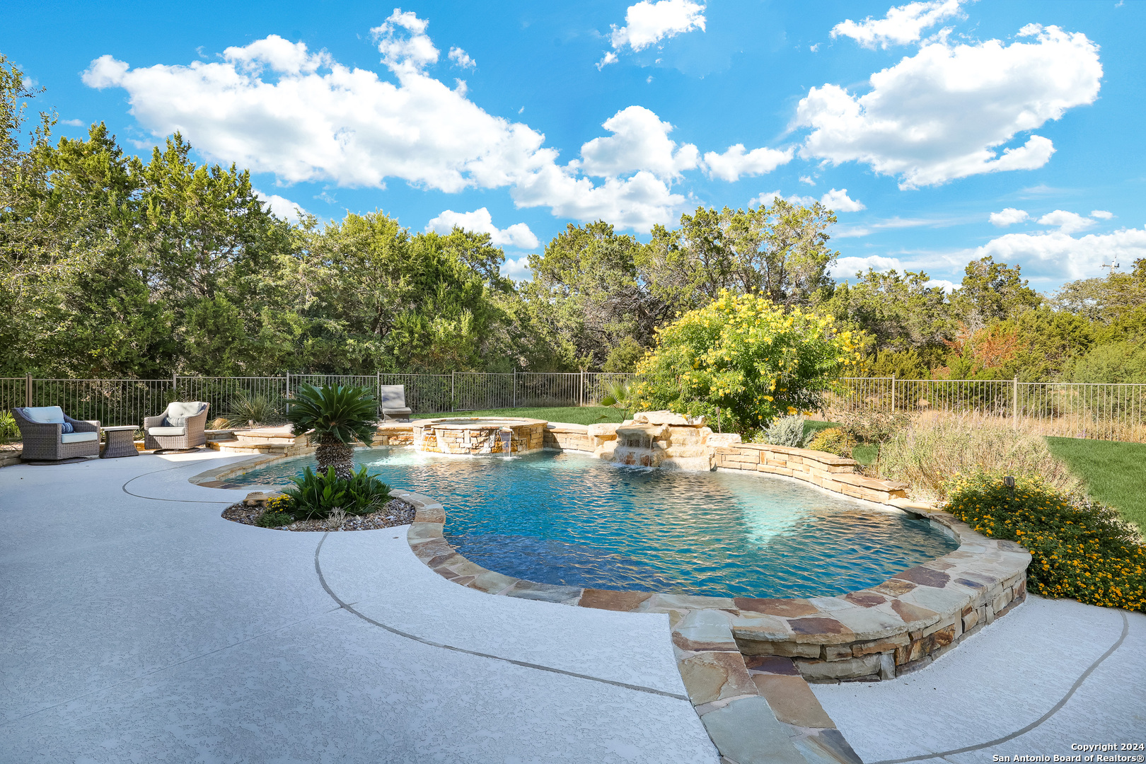 4261 FOSSIL LN