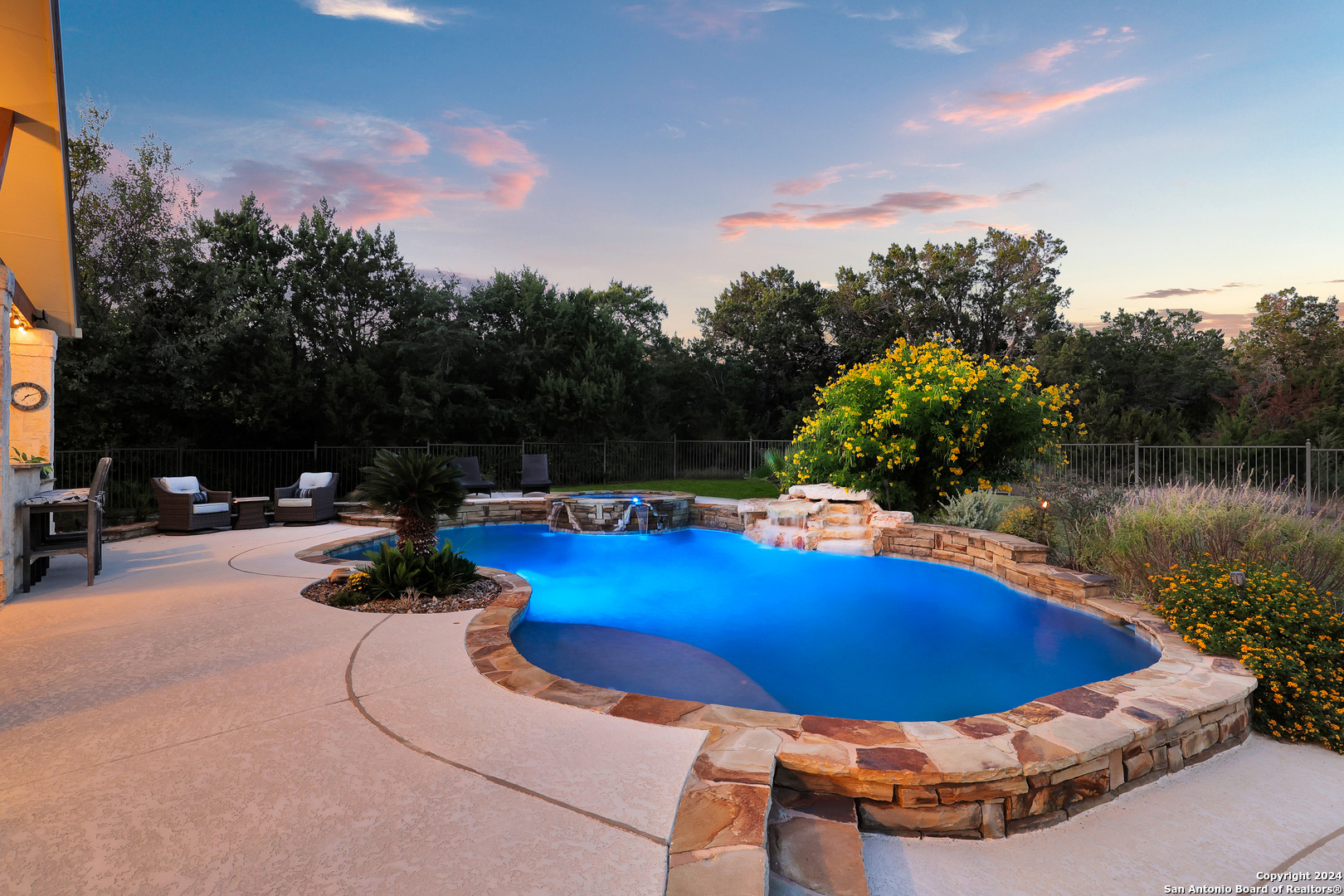 4261 FOSSIL LN
