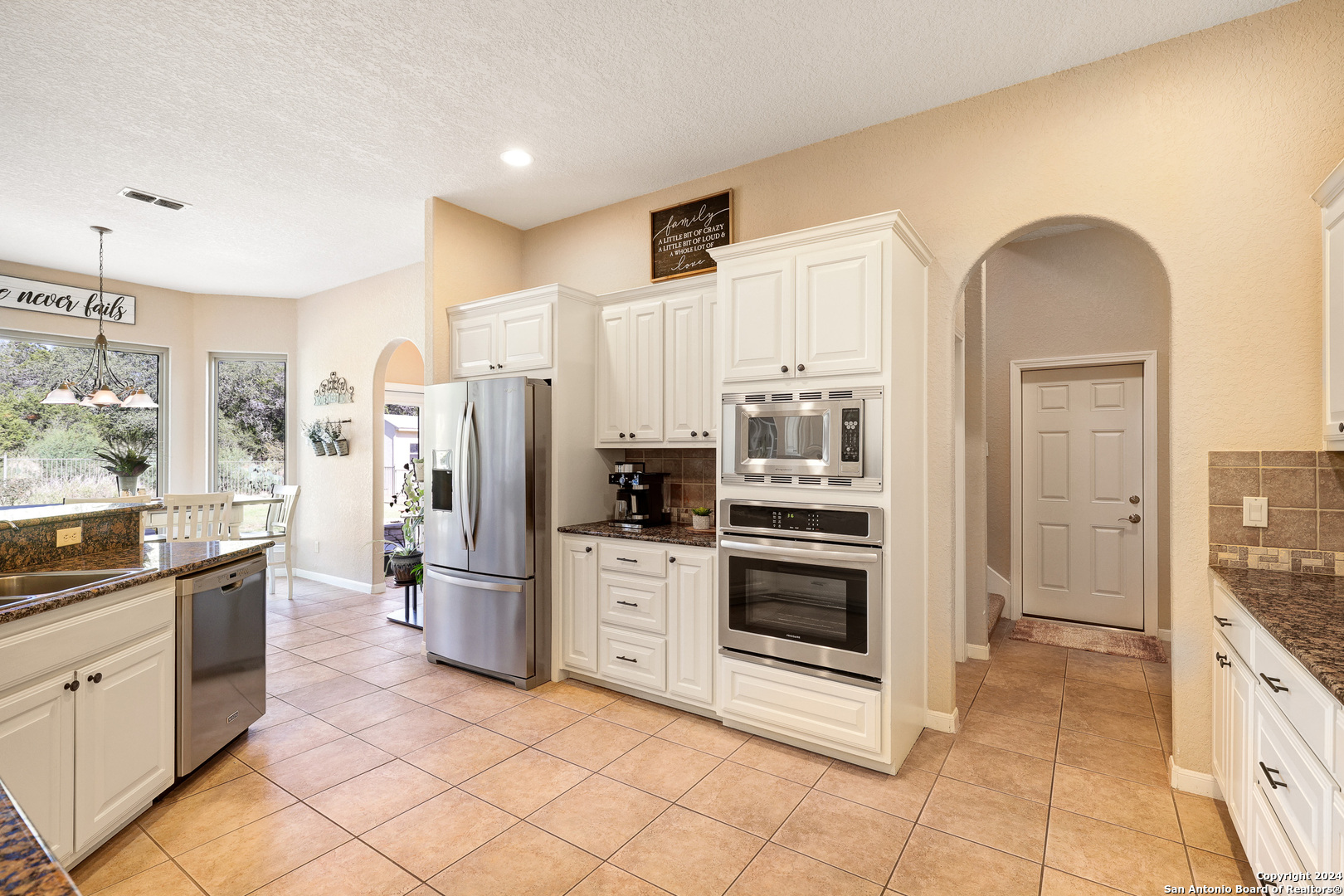 4261 FOSSIL LN
