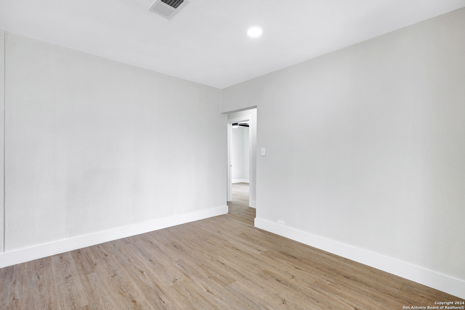 1321 LEE HALL