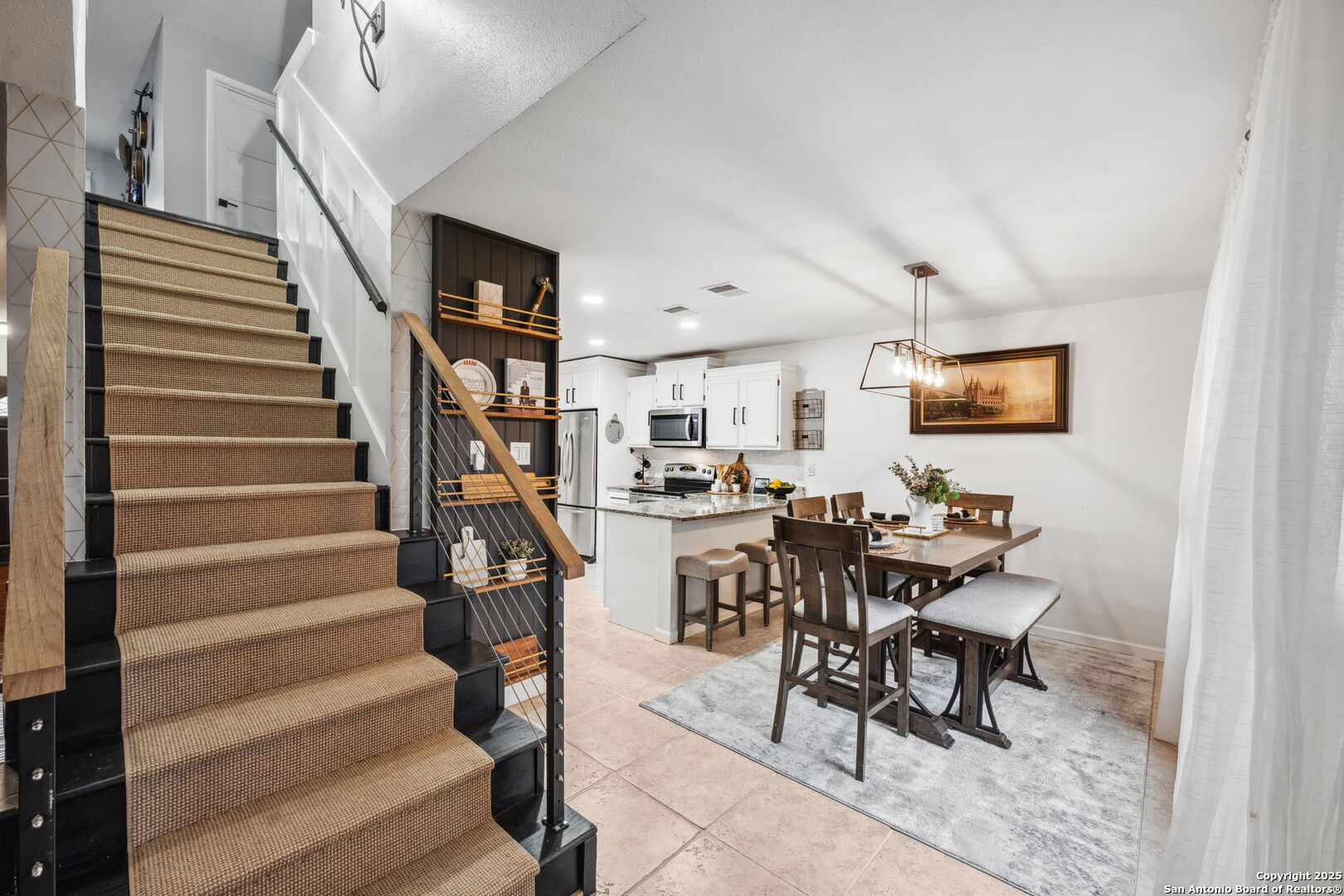7723 CASCADE OAK DR