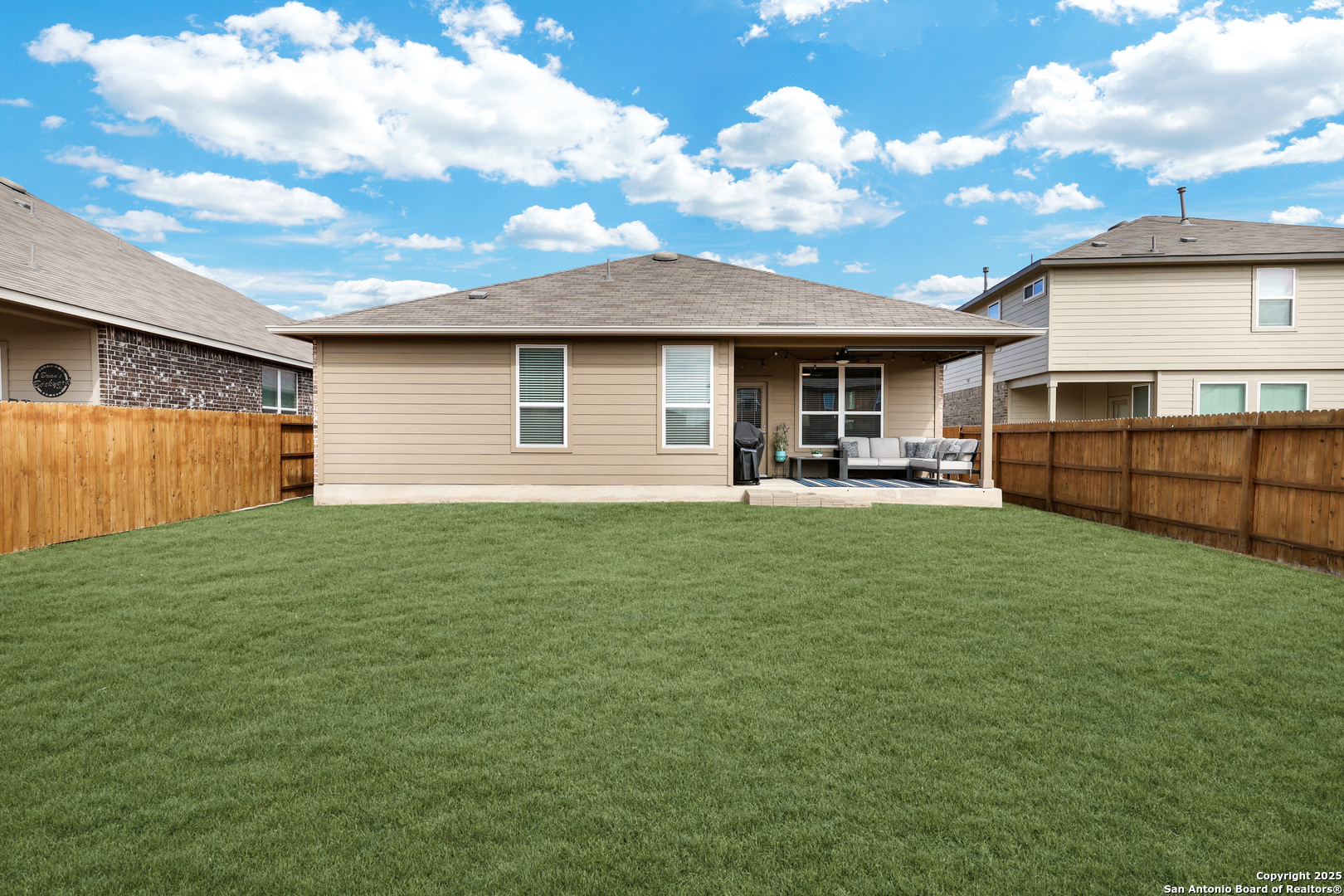 9555 BICKNELL SEDGE