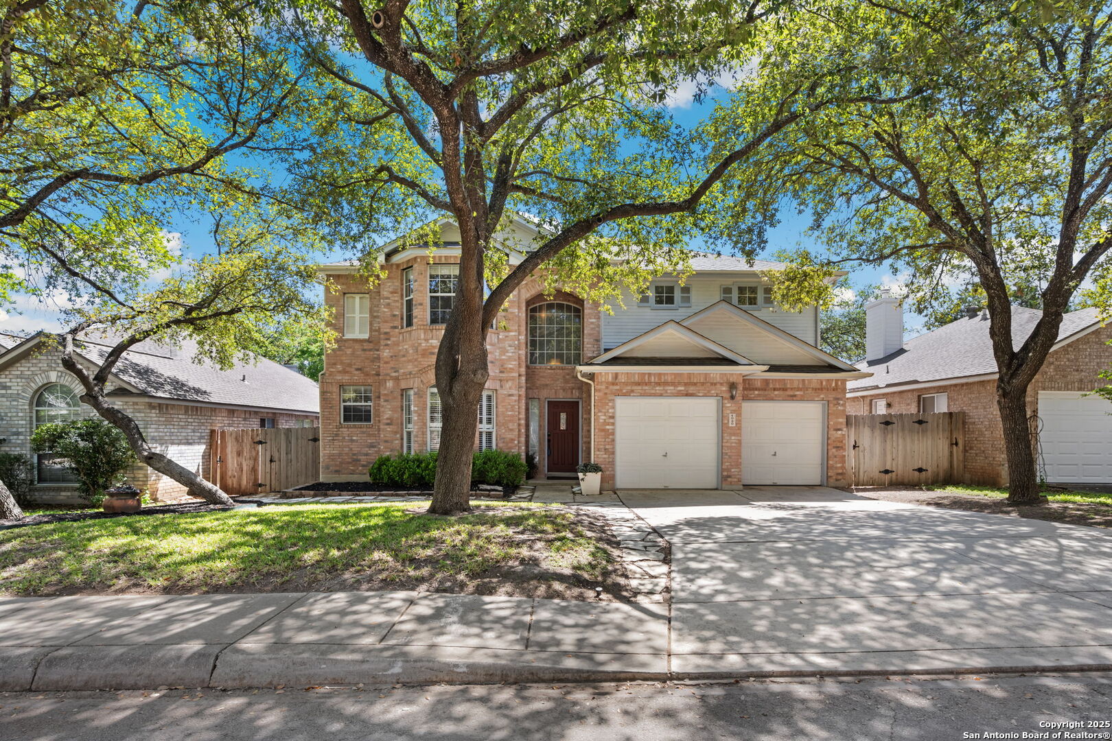 4030 Legend Creek