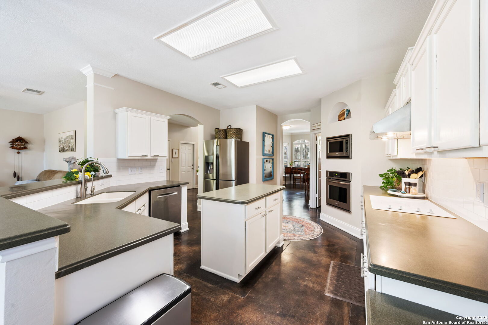 4030 Legend Creek