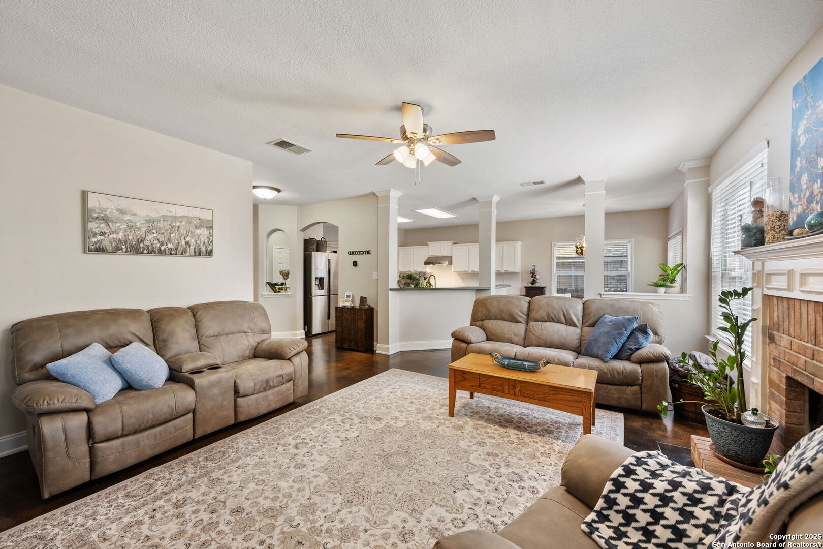 4030 Legend Creek