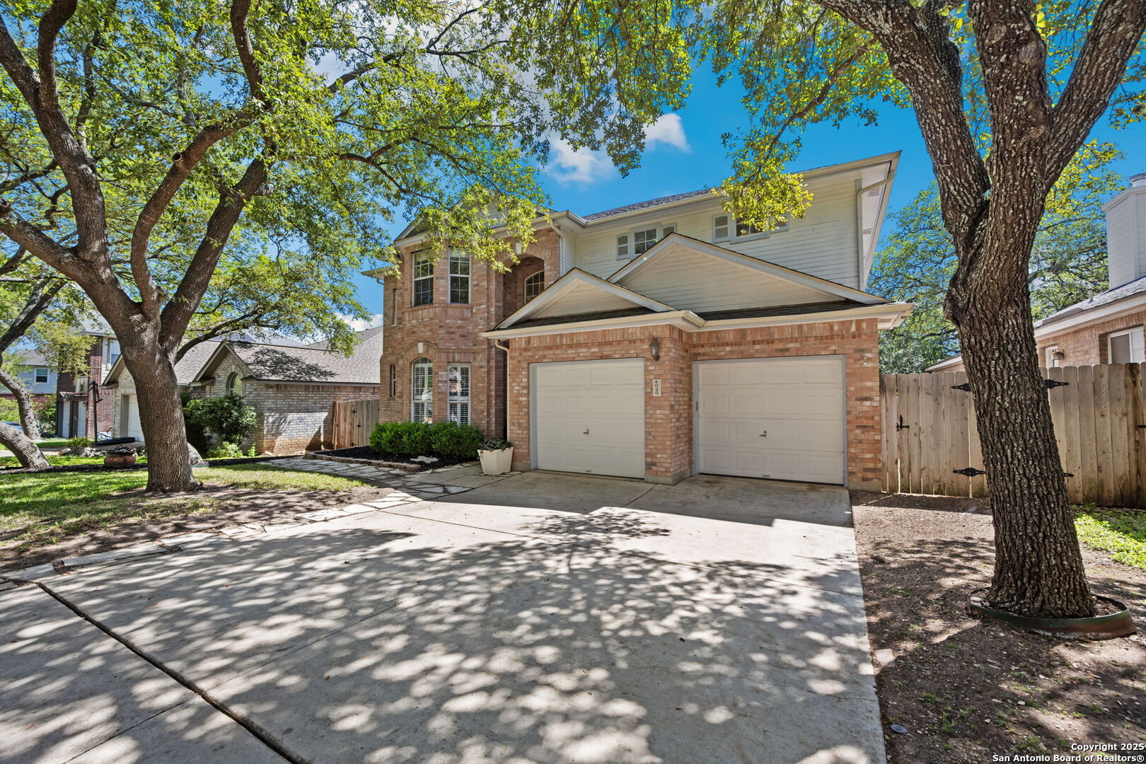 4030 Legend Creek