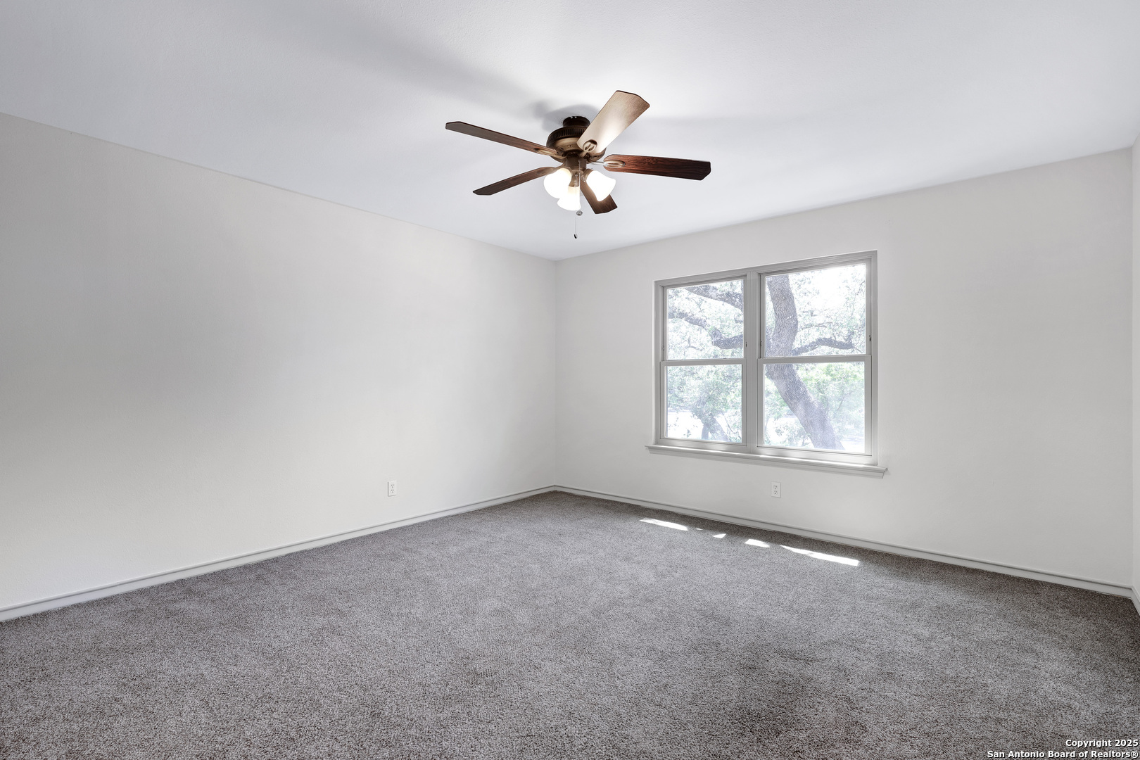 8318 Wickersham