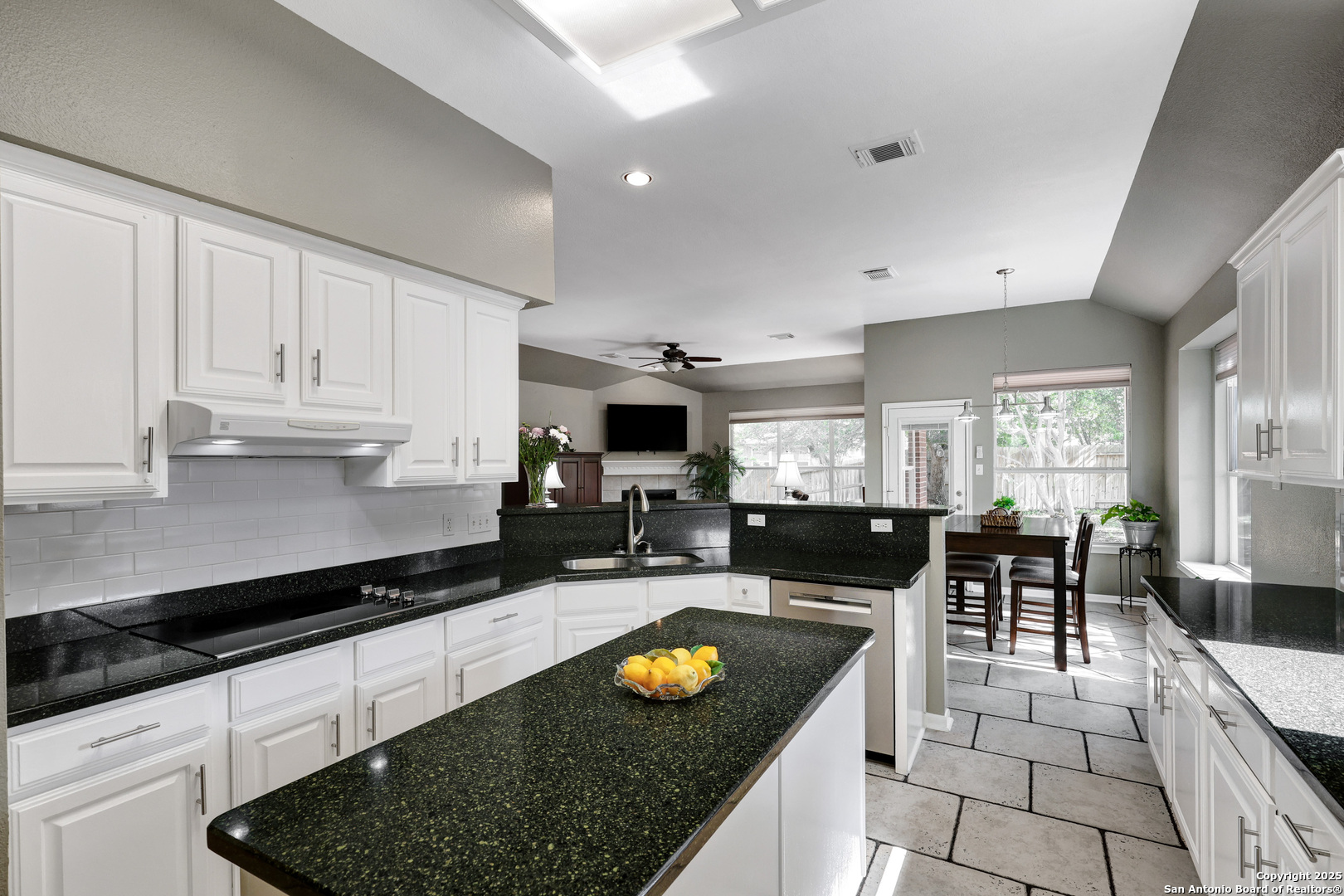 21527 Granite Spg