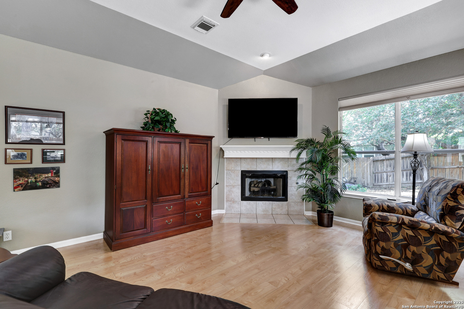21527 Granite Spg