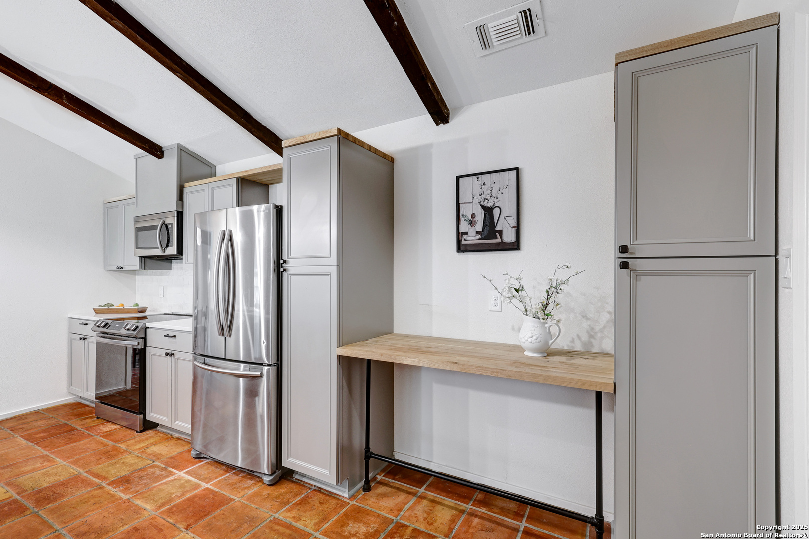 2116 Turkey Ledge