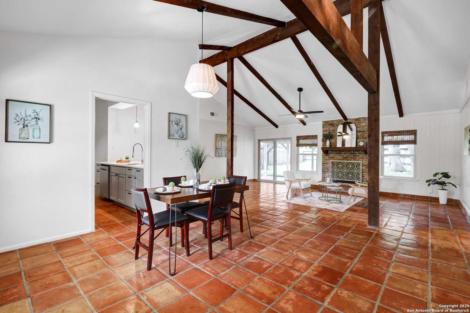 2116 Turkey Ledge