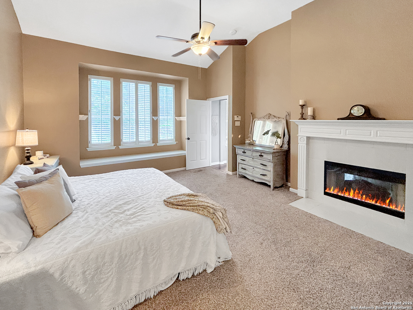 78 E Stockbridge Cir