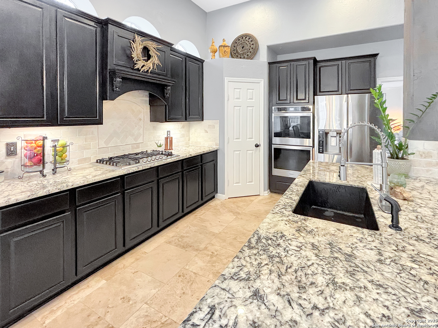 78 E Stockbridge Cir
