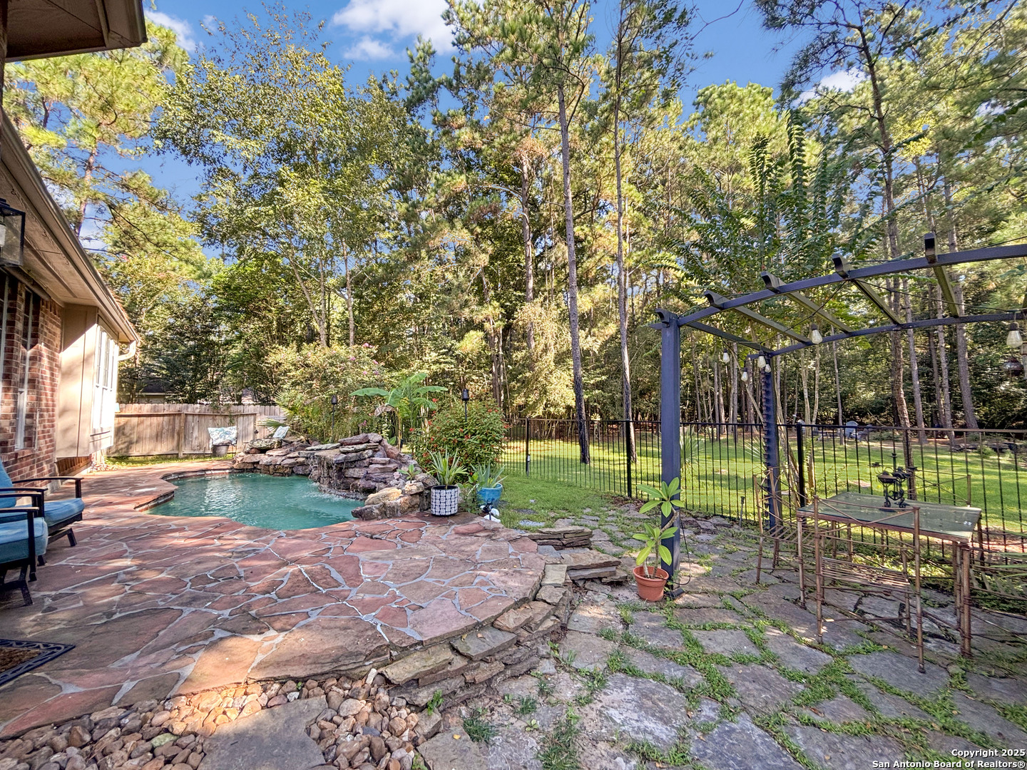 78 E Stockbridge Cir