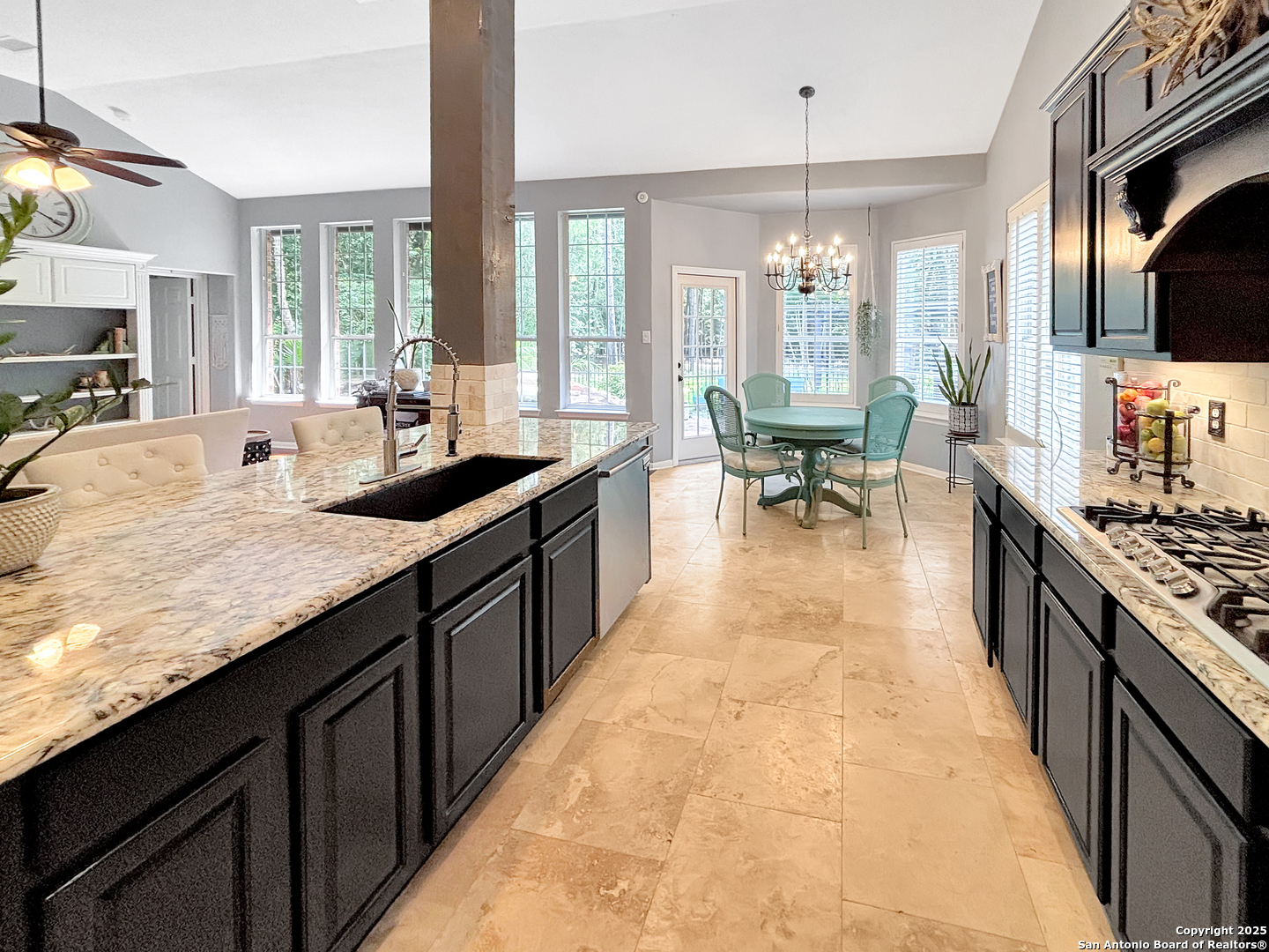 78 E Stockbridge Cir