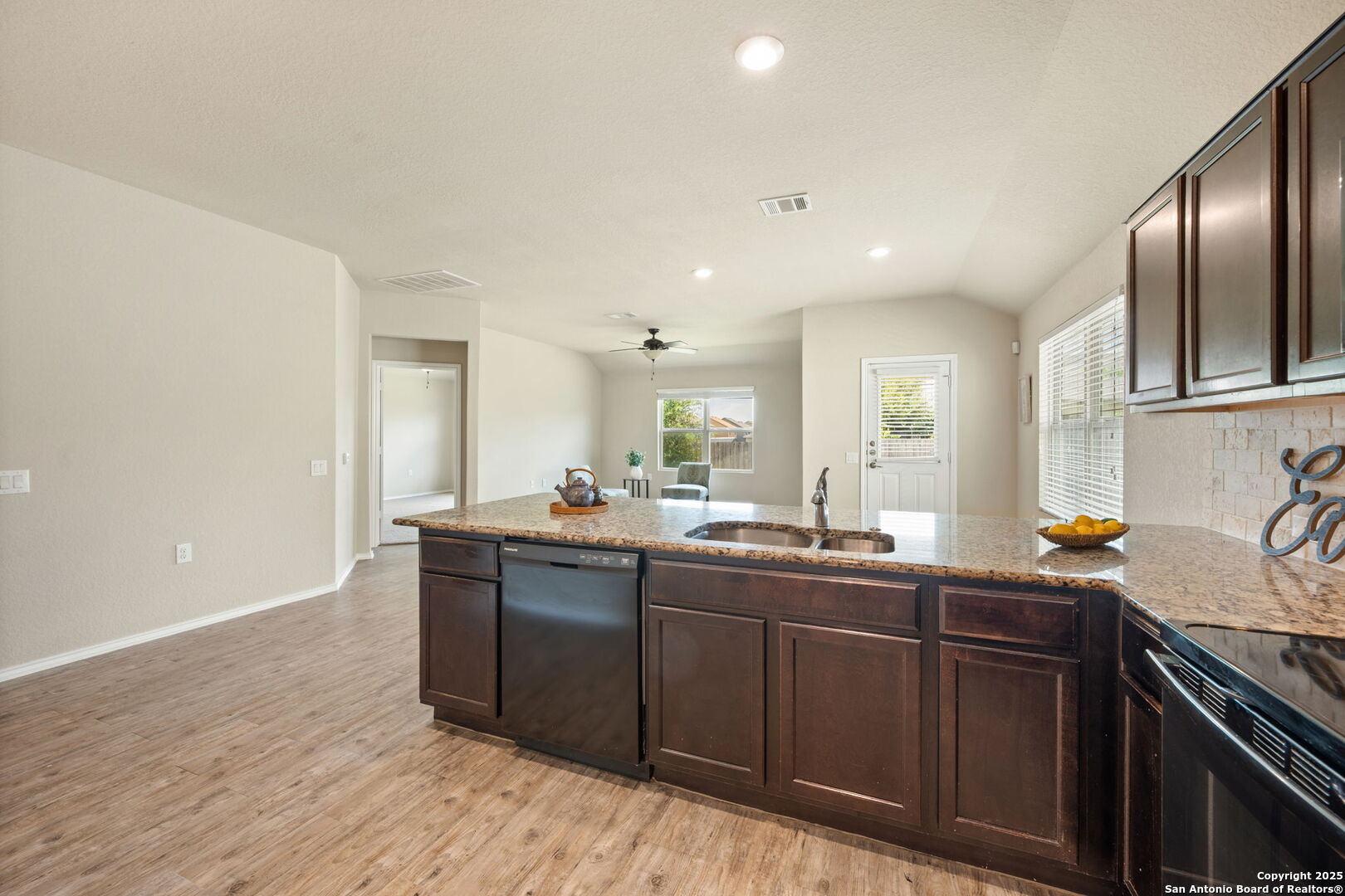 7115 Azalea Sq