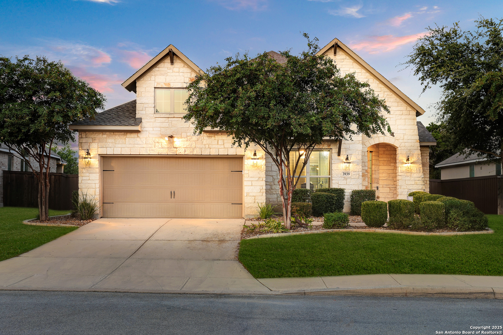 3939 Monteverde Way