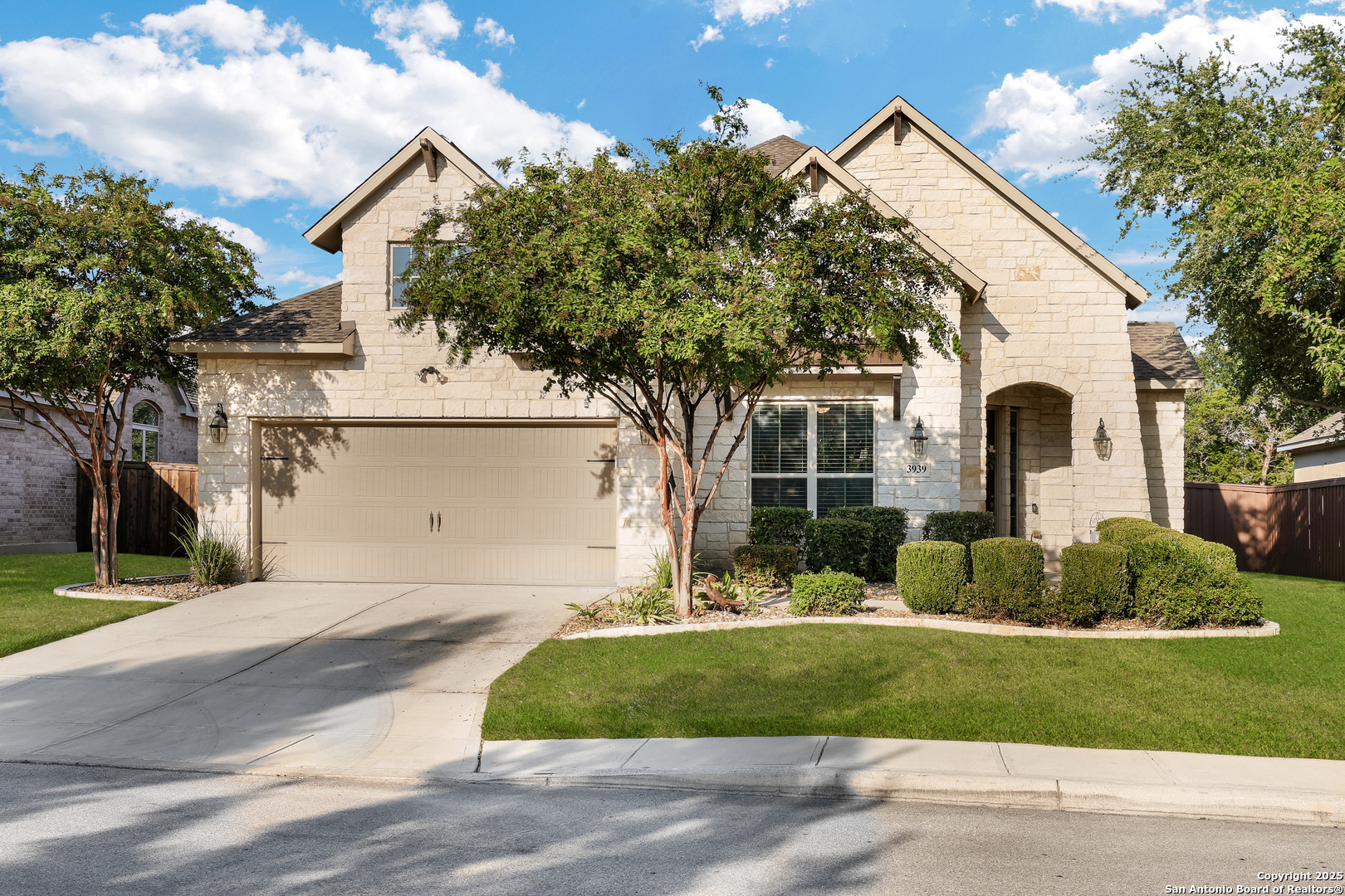 3939 Monteverde Way
