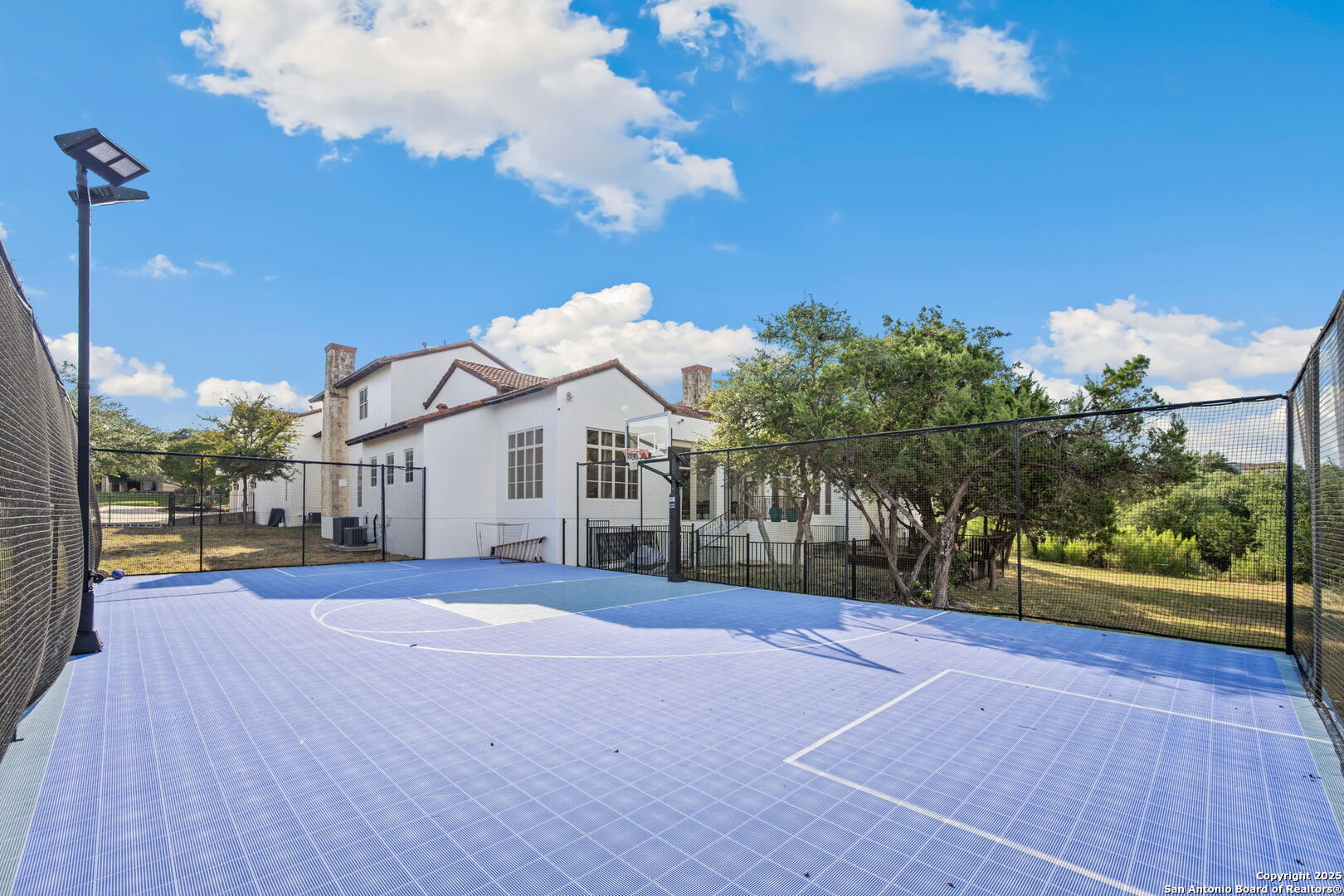 239 Lismore