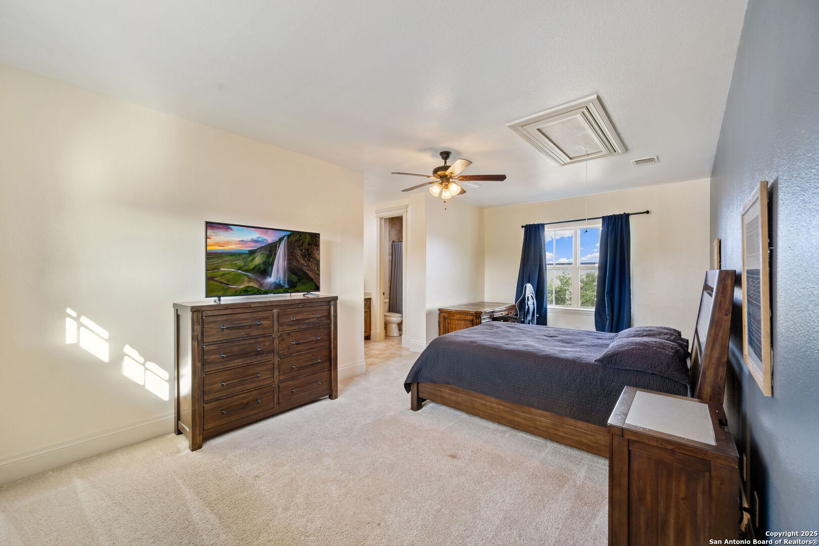239 Lismore