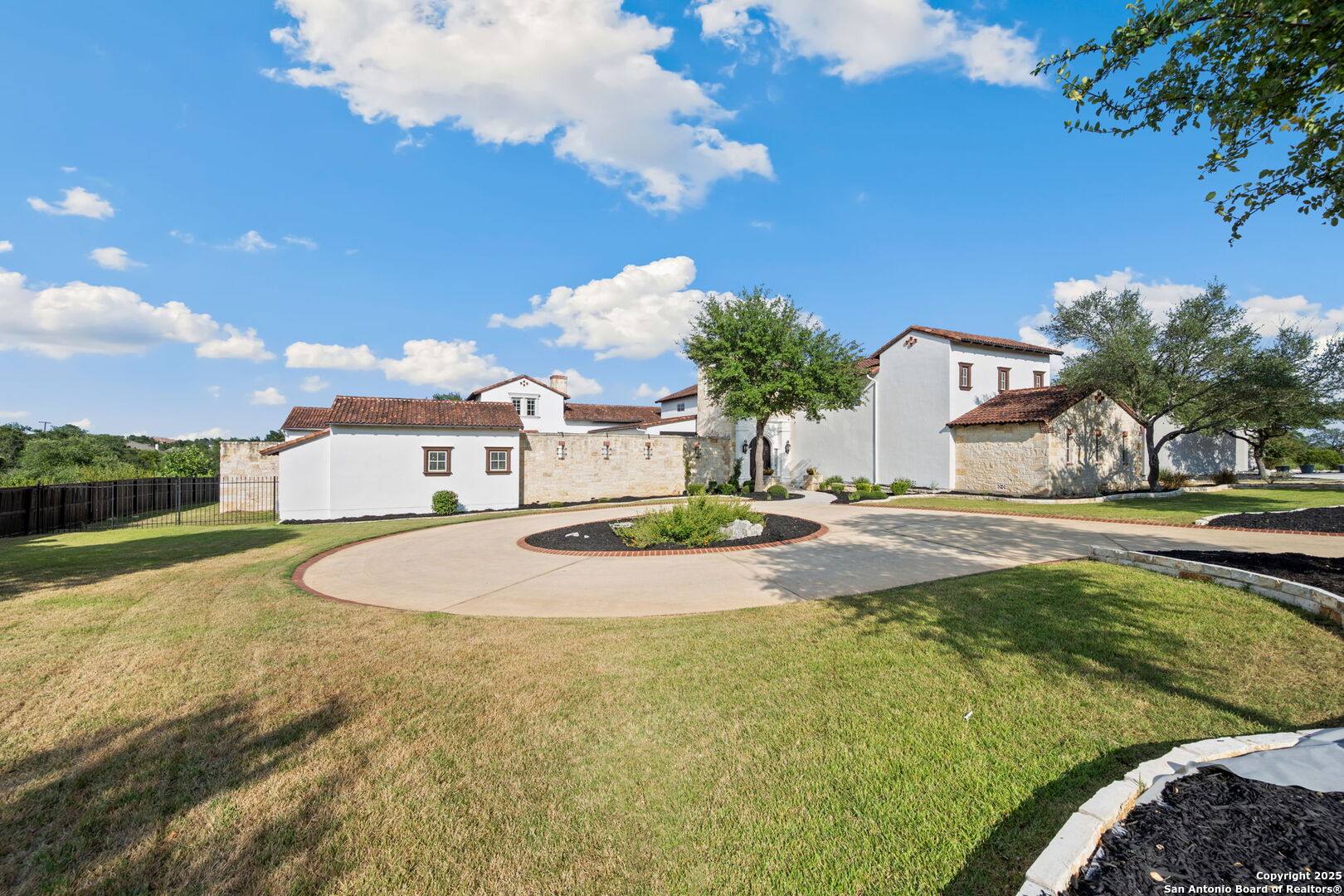 239 Lismore