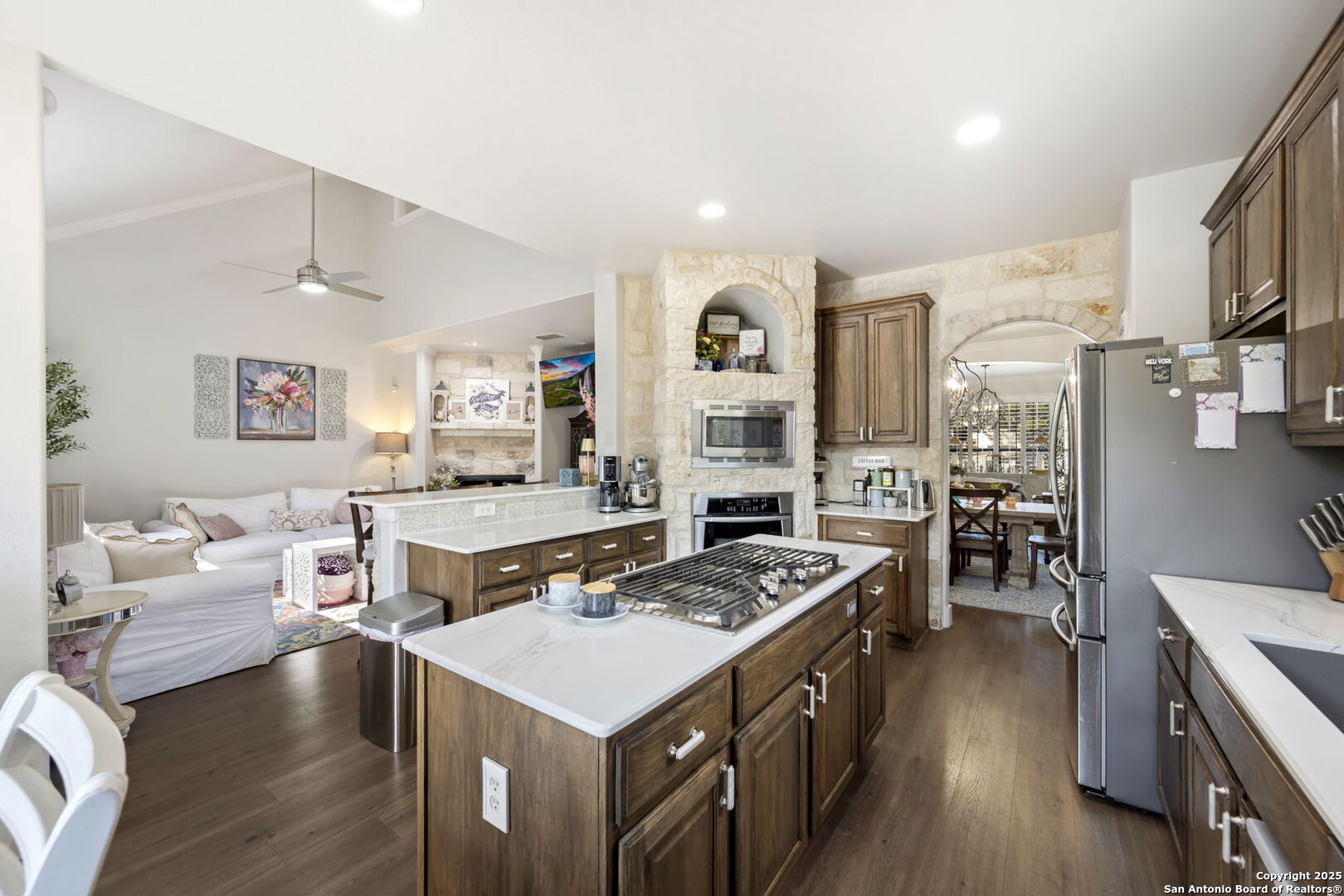 21707 Cahill Oaks