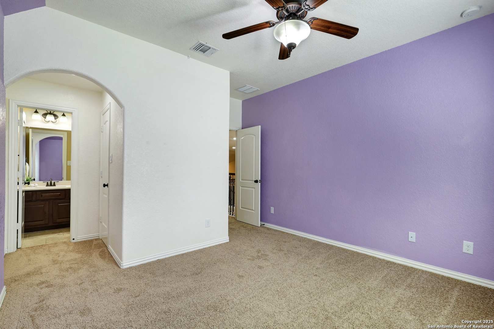 9518 Lesters Way