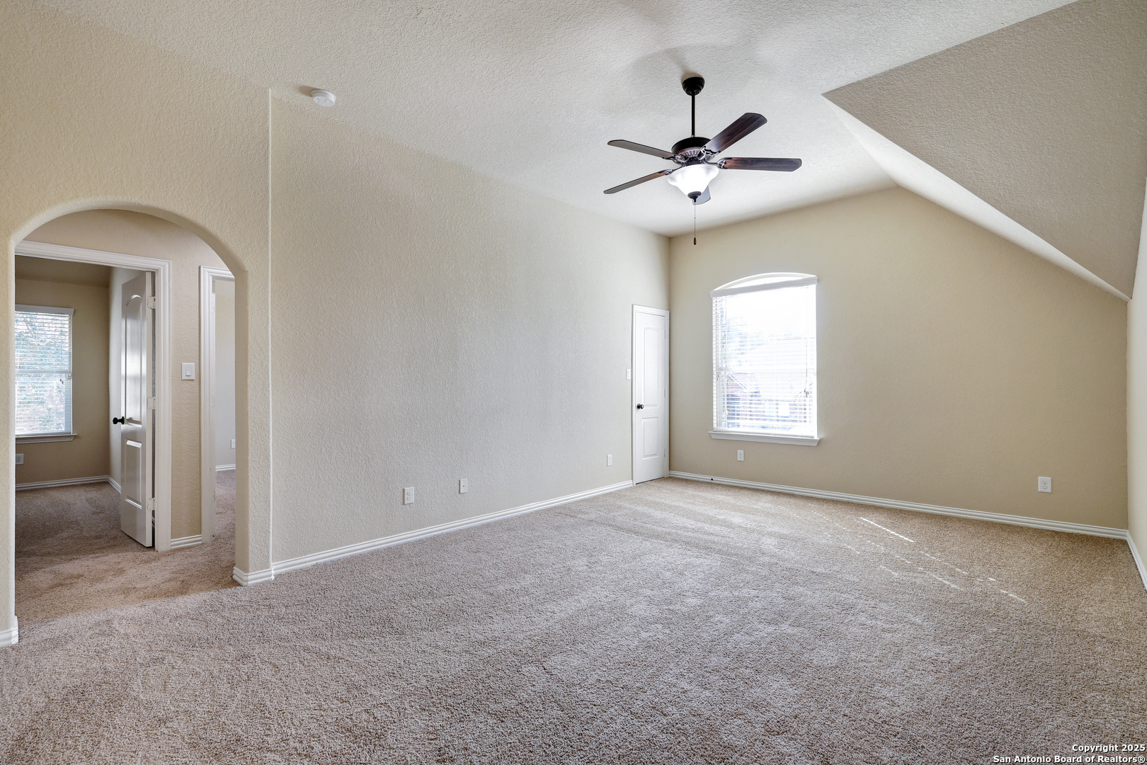 9518 Lesters Way