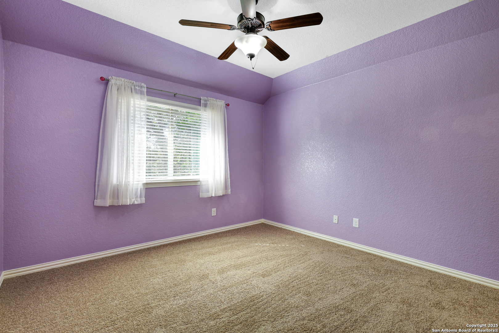 9518 Lesters Way