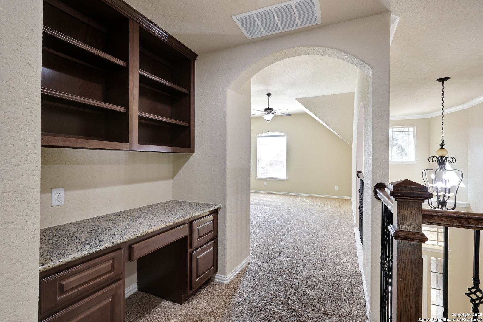 9518 Lesters Way