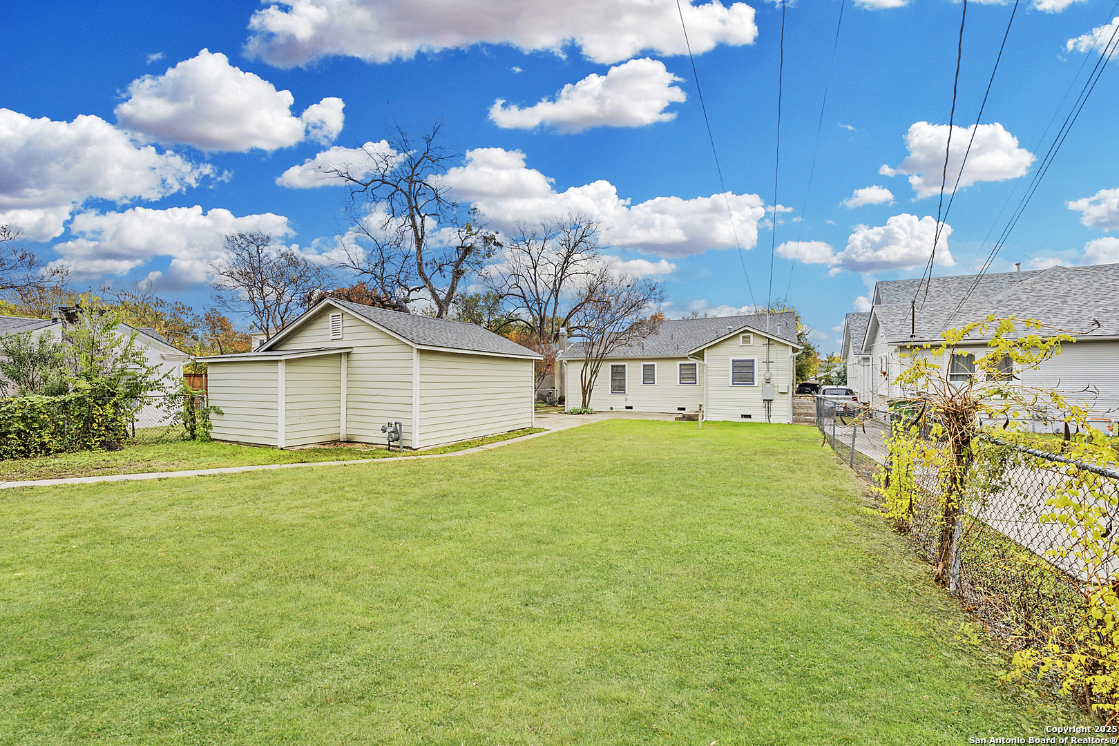 2031 W Summit