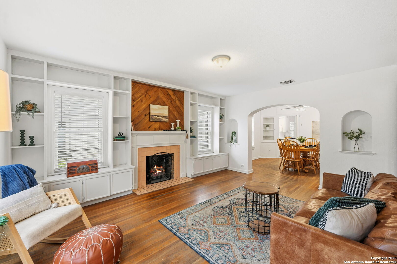 2031 W Summit