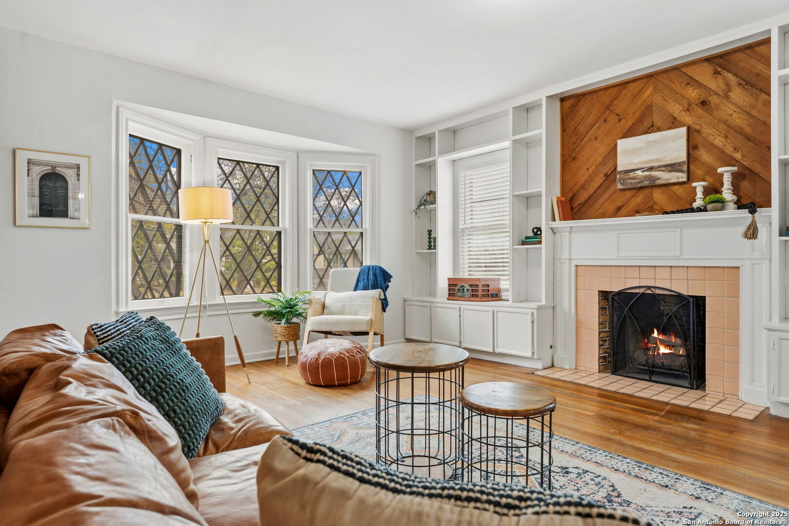 2031 W Summit