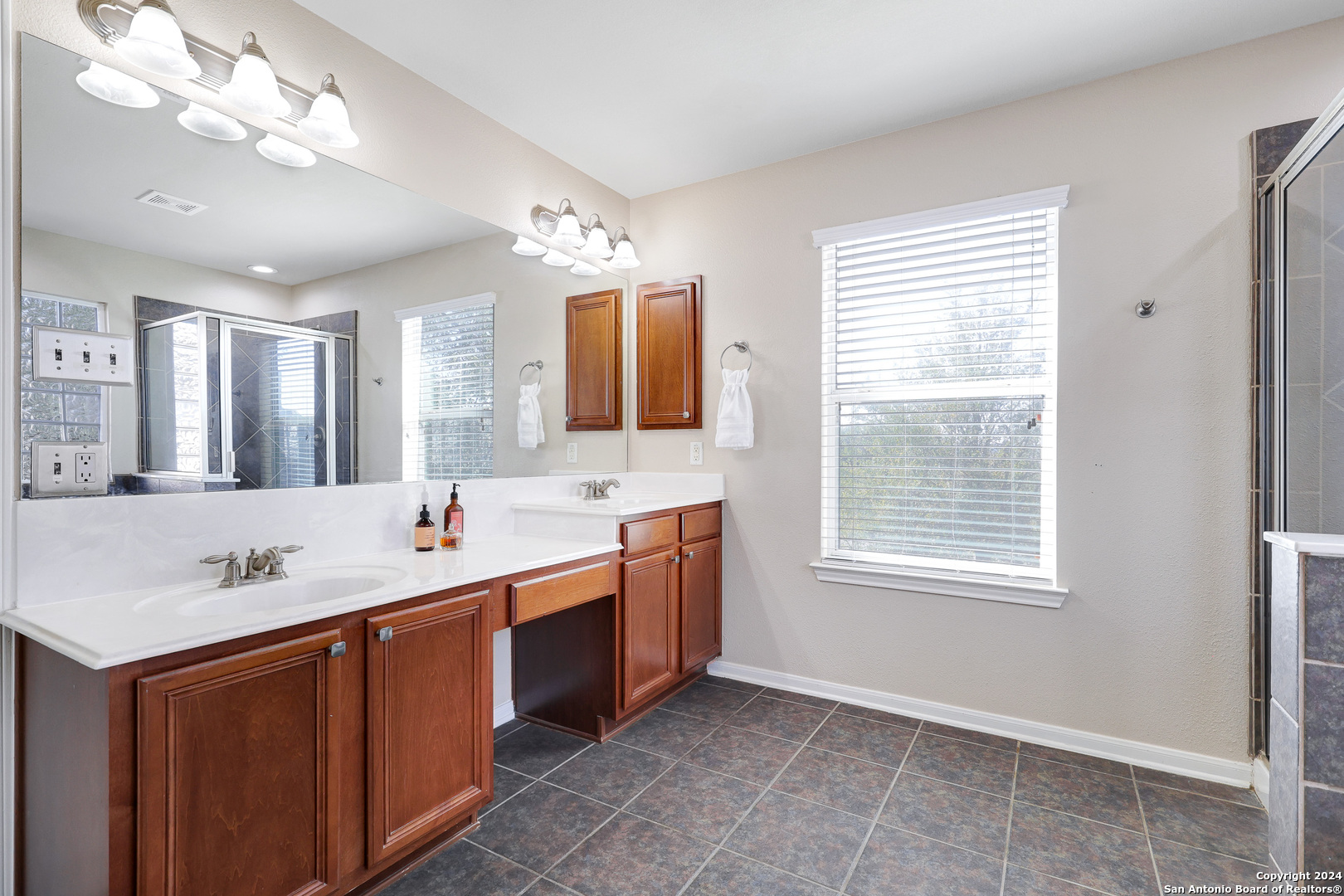 21838 THUNDER BASIN