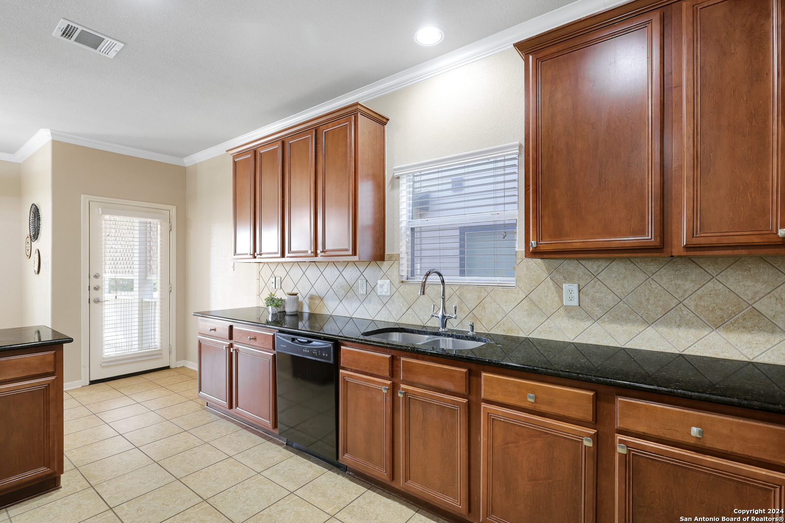 21838 THUNDER BASIN