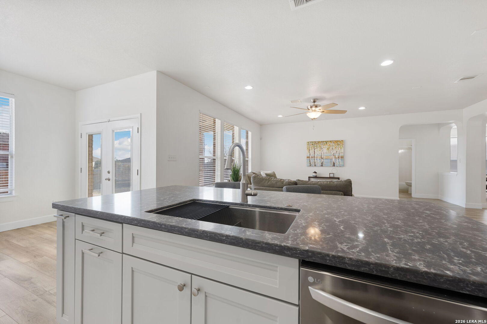 216 Springtree Cove
