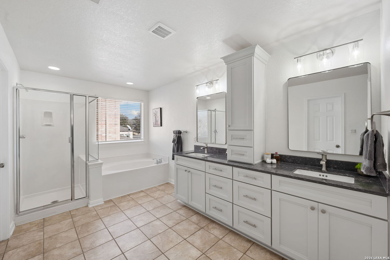 216 Springtree Cove