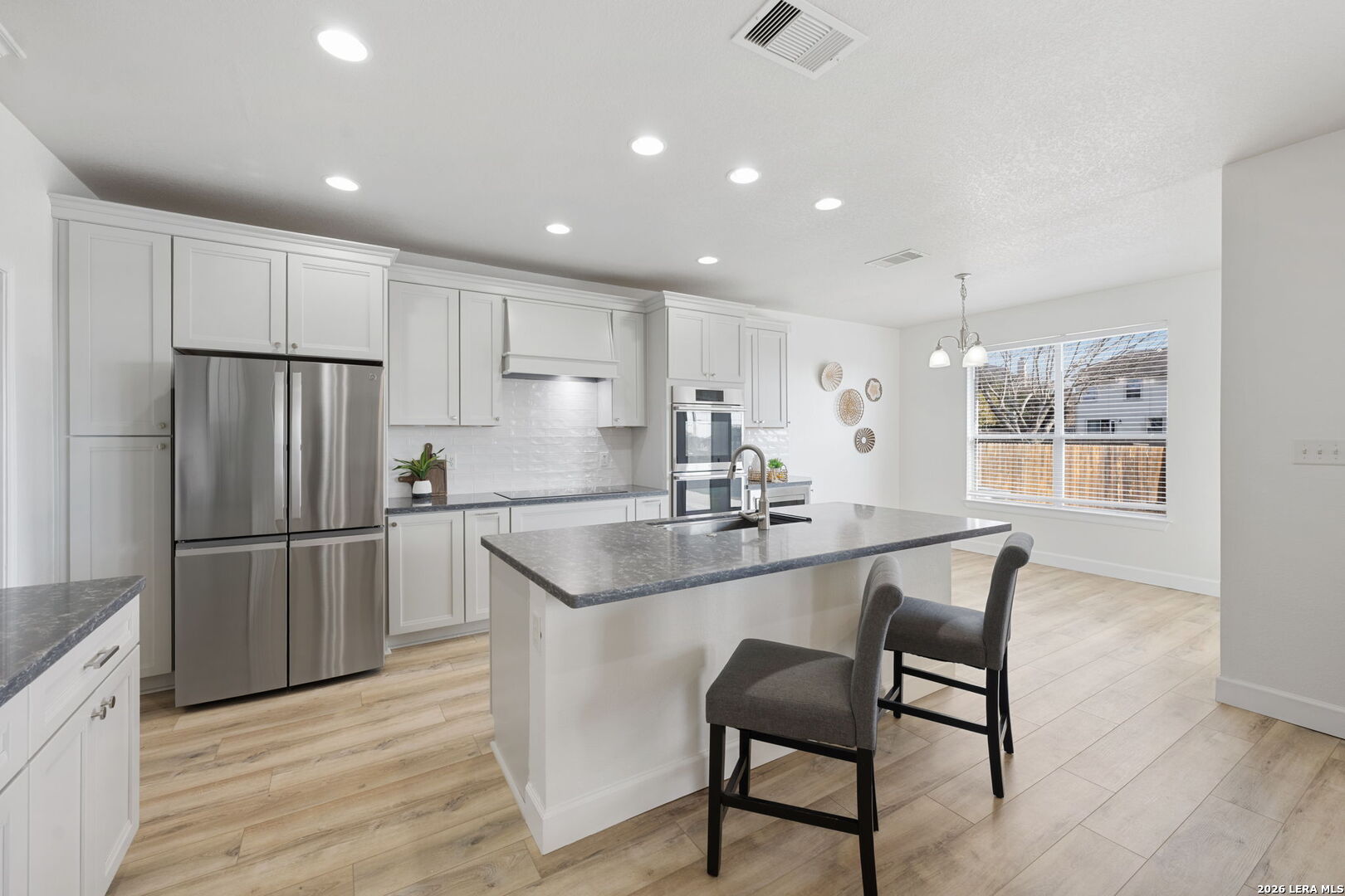 216 Springtree Cove