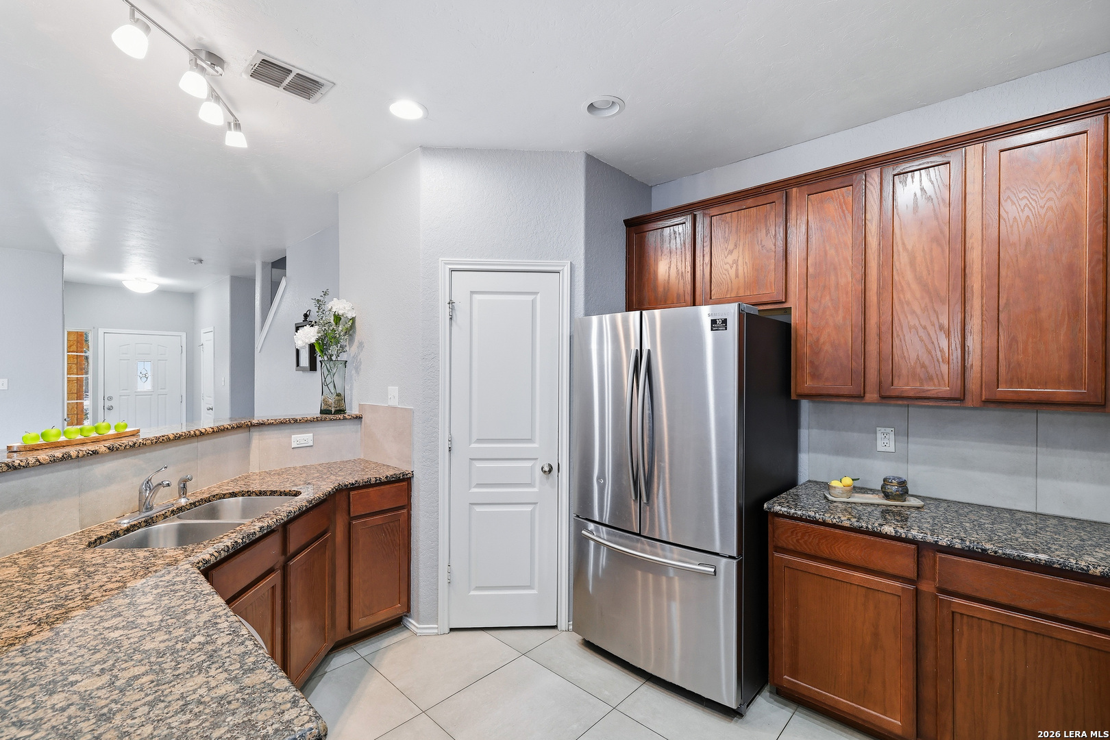 26918 Villa Toscana
