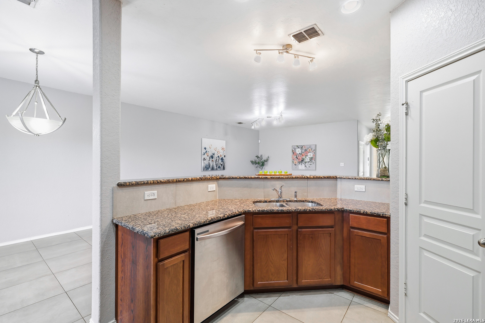 26918 Villa Toscana