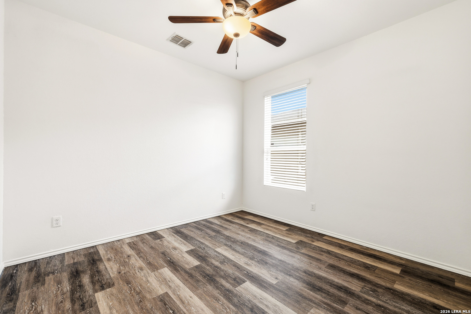 10523 Noble