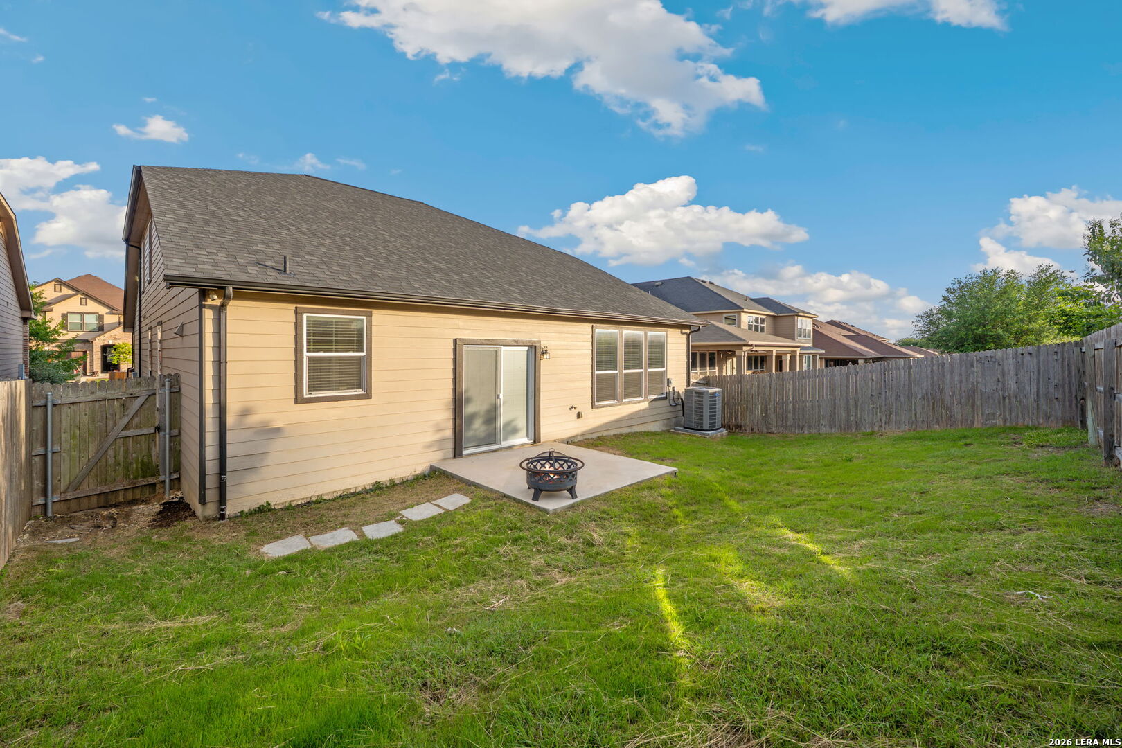 425 LANDMARK FLS