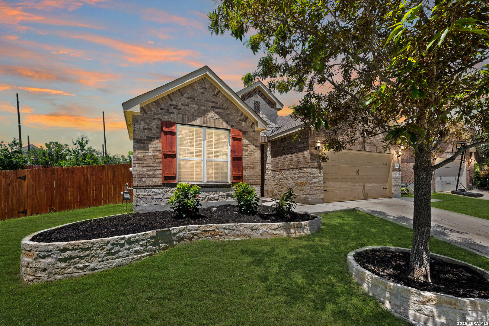 13930 Thera Isle