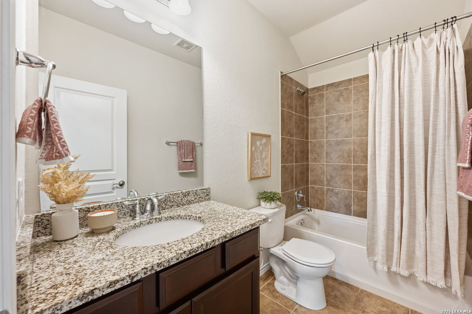 13930 Thera Isle