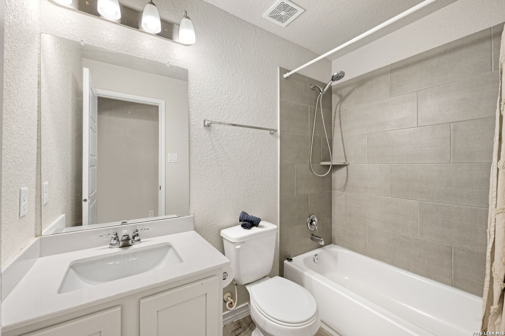 3254 Blenheim Park