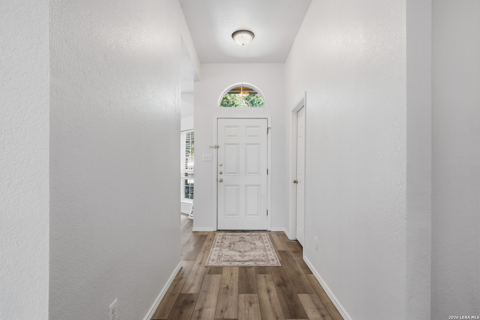 9646 EMERALD PL